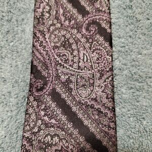 Don Loper of Beverly Hills Tie